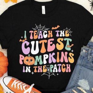 H0726 Halloween Teacher Spooky Trick Or Teach Fall School Ghost Pumpkin shirt